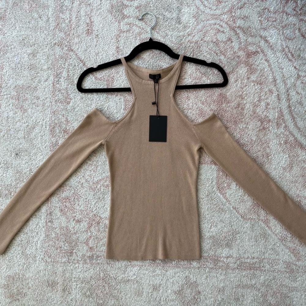 NBD Effie Tan Cold Shoulder Ribbed Top – NWT